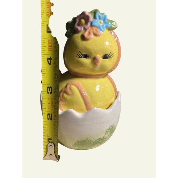 Vintage Ceramic Chick In Egg Trinket Box With Floral Accents - Picture 12 of 15